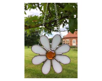 Hand-crafted Stained Glass Daisy Flower Sun-catcher, White, Orange Glass Gift Decoration
