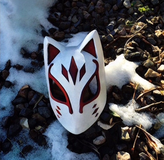 Yusuke Mask Persona 5 by SabreGroveProps on Etsy