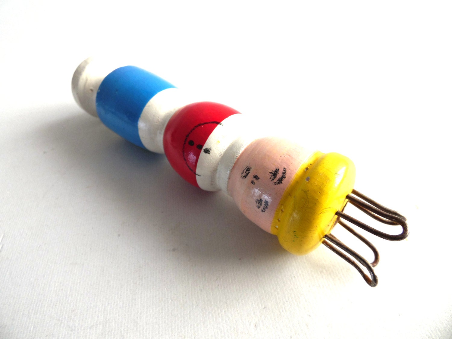 bobbin knitting doll