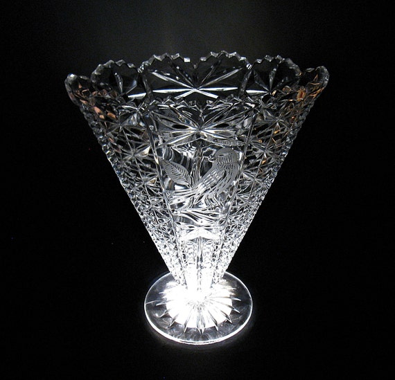 Hofbauer 24 Lead Crystal Byrdes Fan Vase