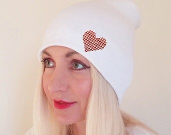 White Beannie Red Heart, Beannie with Heart, Beanie for Women, Beanie for Men, Blank Beanie, Winter Beanie, Beeanie, Beannie, White Hat