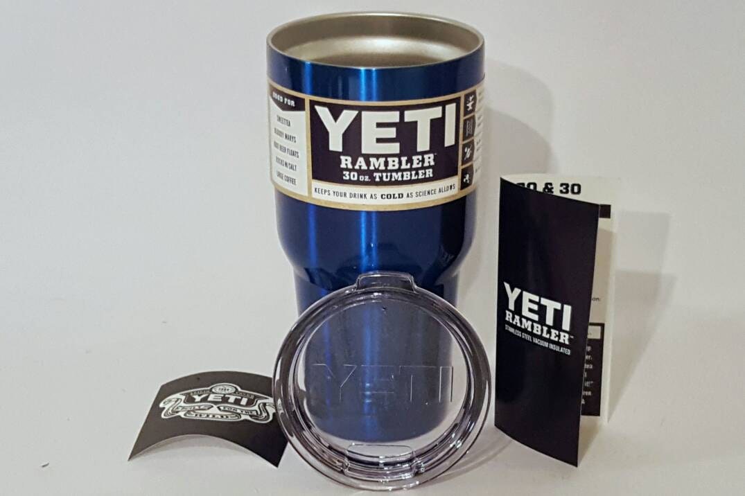 YETI Authentic 30 oz Rambler Tumbler Metallic BLUE Cup Mug