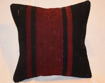 middle dark red color kilim pillow handwoven Turkish kilim pillow trhow tribal kilim pillow ethnic kilim pillow decorative pillow