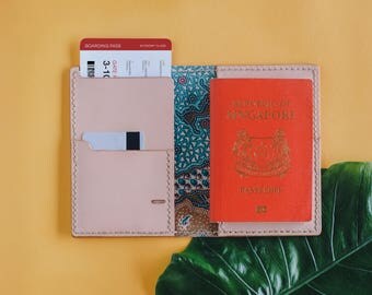 Leather Passport Case // Passport Wallet // Travel Wallet