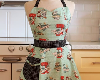 Apron Retro Style Sweetheart Neckline Baking Full Apron BELLA Vintage Inspired