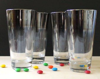 Set of four vintage Dorothy Thorpe long drink glasses. Silver Ombre.