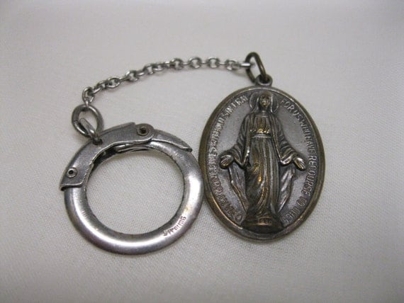 Items similar to Vintage Virgin Mary Creed Key Chain Sterling Silver ...