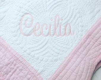 Monogrammed baby quilt, Personalized baby blanket, Embroidered quilt, Baby Girl Quilt, Baby Boy Quilt, new baby quilt