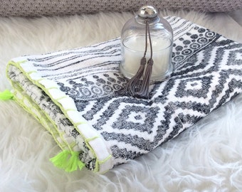 Serviette de toilette bohochic imprimée à la main