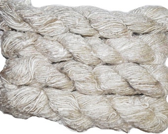 Recycled Sari Silk Yarn of white Himalayan free shipping