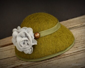 18 inch doll clothes, waldorf doll hat waldorf doll clothes 18 inch felt doll hat doll accessories doll cloche hat green vintage wool hat