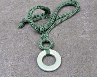 Green ceramic necklace / Geometric necklace / Modern necklace / Ceramic jewelry / Modern ceramic jewelry / Geometric jewelry / gift for her