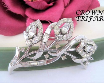 Crown Trifari Rhinestone Brooch - Clear Stones - Signed Trifari - Pat Pend - Alfred Philippe - 40's Trifari Brooch
