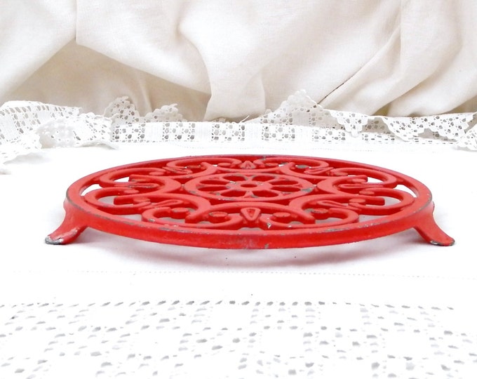 Round Antique French Cast Metal Red Trivet, Hot Plate, Heat Mat, Cottage, French Country Decor, Kitchenware, Kitchen, Plant Stand, Coaster