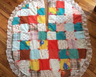 Yarn Haven Quilted Tree Skirt NCU0NXD1024