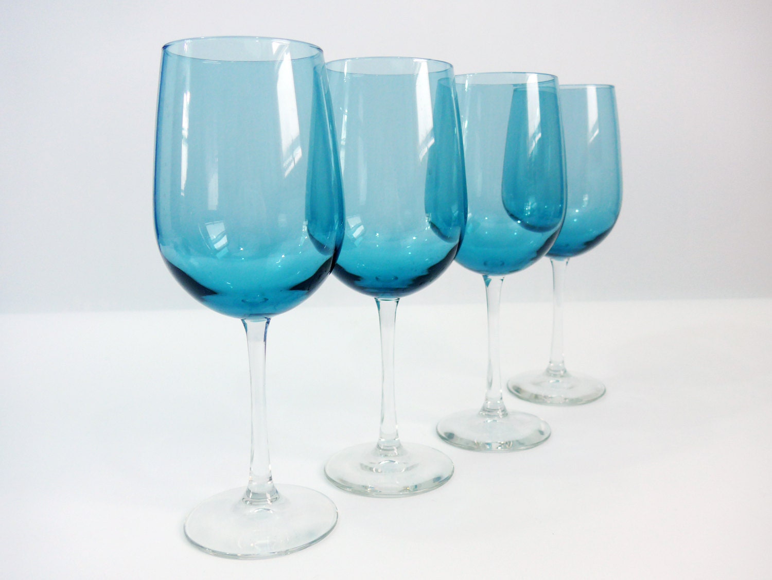 Vintage Set 4 Tall Blue Crystal Wine Glasses Set Of Four Large Water Goblets W Clear Stems