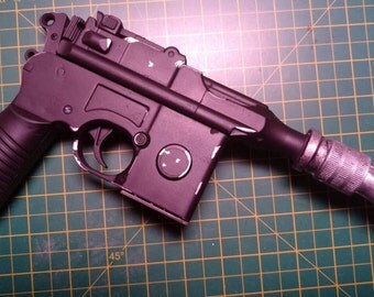 Star Wars DL-44 Heavy Blaster/ Han Solo Blaster.