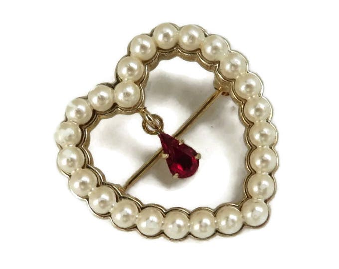 AVON Heart Brooch Faux Pearl Heart Brooch Vintage Pin Dangling Rhinestone Heart Pin 1980s Jewelry