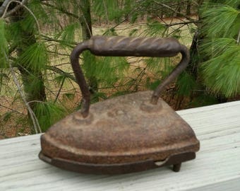 Antique Sad Iron & Antique Iron Trivet Enterprise Mfg Company
