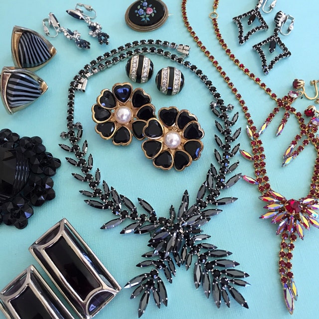 Vintage Jewelry Girl by VintageJewelryG on Etsy