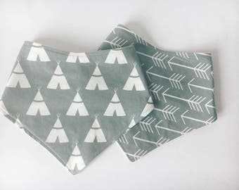 Baby Bandana Bib, Boy Bandana Bib, Gray Teepee Bandana Bib, Gray Arrow Bandana bib, Dribble Bib, Droolig Baby