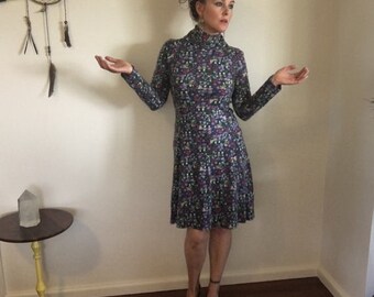 Fun 70's Knee Length Dress, Bottle Green, Lime, Lavender, Plum, Fushcia, Flowers, Meditating Women, Boho, Gypsy, Hippie, Size XS-S