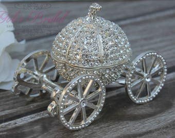 FAST SHIPPING!! Beautiful Carriage Jewelry Box, Wedding Ring Box, Vintage Carriage Box, Sparkling Carriage Jewelry Box, Wedding Gift