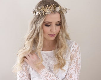 Gold Bridal Crown- Dried Flower Crown- Bridal Headpiece- Boho Wedding Headpiece- Gold Hair Accessory- Romantic Wedding- Eucalyptus Crown