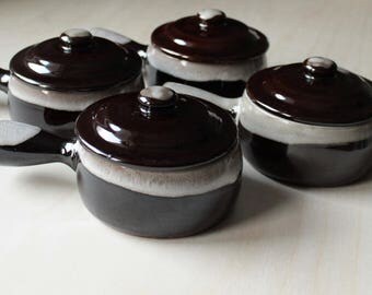 Set of 4 Vintage Clay French Onion Soup Bowls with Handles and Lids. Stoneware Bowls.