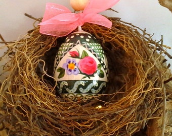 Hand painted egg to hang-collectibles-wooden-Easter-decoration with wire and Bell