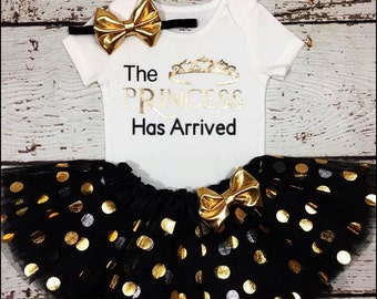 First birthday girl outfit, Princess has arrived birthday bodysuit,Black and gold smash cake outfit,Baby girls cloding
