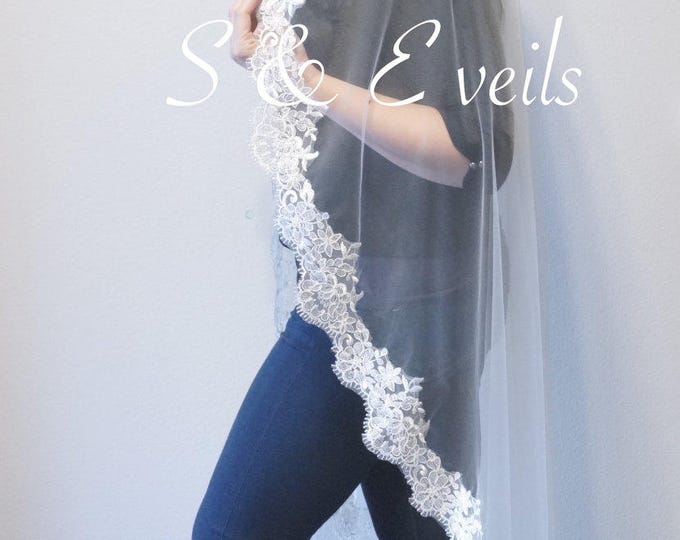 SWEEP Veil with LACE Applique edge, embellishments for any veil, chapel, hip,ivory and white colors, embroidery for veils, edge with lace