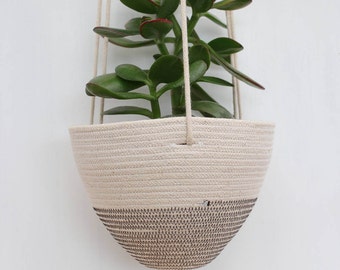 Hanging Planter in Darkest Grey