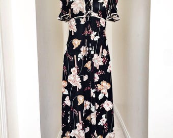 Vintage Maxi Dress Floral Black 70s Dress Short Sleeve XS-S Boho Dress Hippie Dress 1970s Festival Dress Vintage Dress 70s Floral Dress