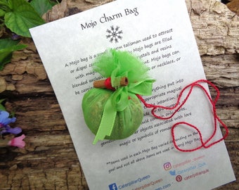 MONEY MOJO Gris Gris Bag. PROSPERITY Charm - Talisman, Amulet. Blended herbs, flowers, roots, resins, crystals. Wicca Pagan Hoodoo Love Luck