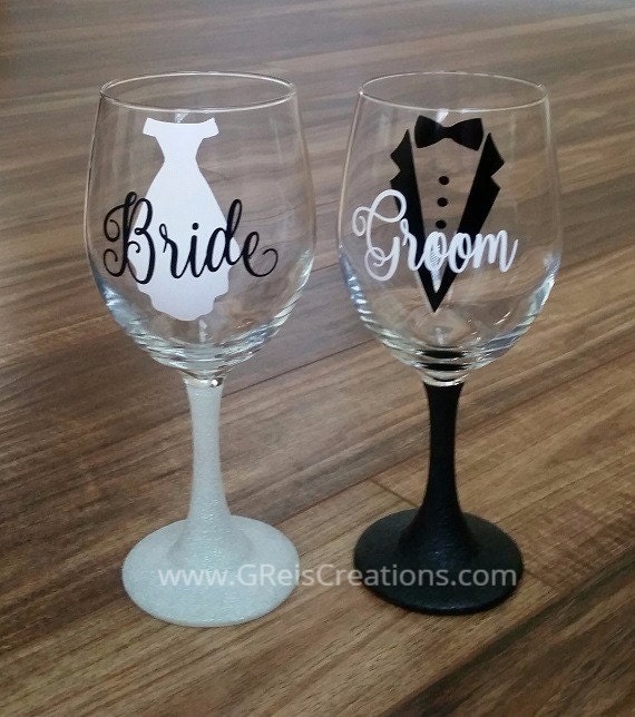 Bride and Groom Wine Glasses Couples Gift Wedding Gift