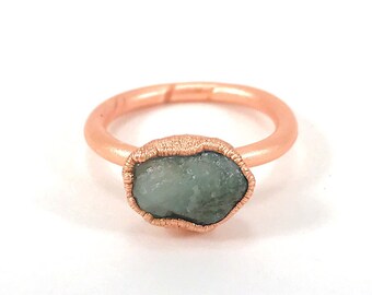 Raw Stone Ring, Emerald Ring, Raw Crystal, Electroformed Ring, Copper Ring, Green Gemstone, May Birthstone, Rough, Nugget, Healing, Edgy