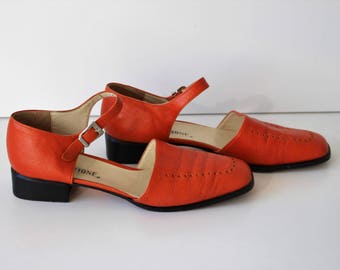 Red Mary Janes/ Orange Soft Leather Mary Jane Shoes / Red Leather Dolly Shoes / Orange Womens Pumps Size Us 8,5 , Eur 38,5 , UK 5,5