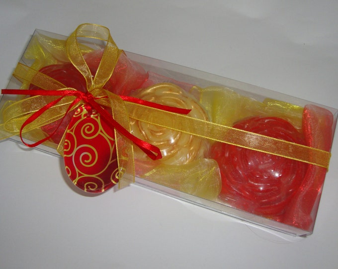 Gold Red Easter Gift Set, Luxury Floral Scented Soaps, Handmade Red Glass Decorative Egg, Old world charm Easter Hostess Gift, Party Gift