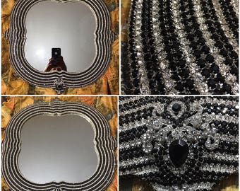 Rhinestone Wall Mirror oval mirror / 21 x 31 rhinestone mirror / wall Rhinestone Wall Mirror oval mirror / 21 x 31 rhinestone mirror / wall