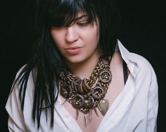 Statement necklace, Bib neclace, Wood Necklace, African necklace, Large Chain necklace, Tribal neclace, Chain necklace, Brass chain necklace
