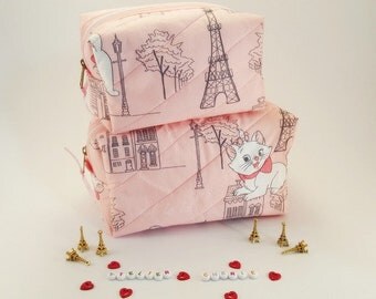 Les Aristochats Duo Trousses de Toilette + Maquillage "Chat rose - Paris"