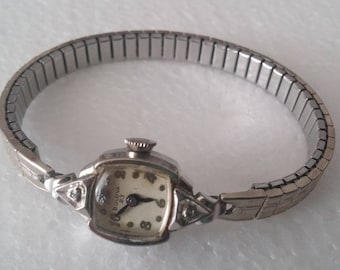 Bulova 23 L6 10K Rolled Gold Plate Ladies Wrist Watch