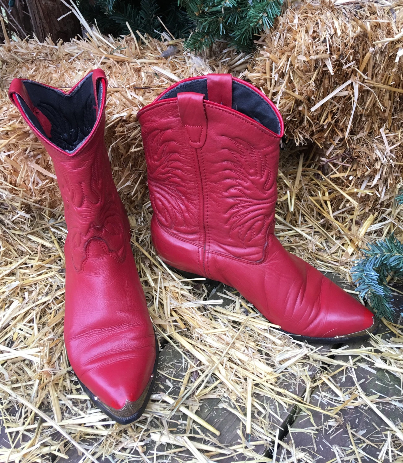 womens red western boots