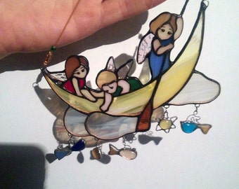 Angels Stained glass pendant.