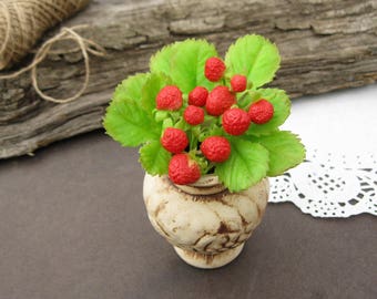Rustic floral arrangement Rustic kitchen décor rustic centerpiece rustic bouquet Farmhouse decor kitchen table centerpiece strawberry décor