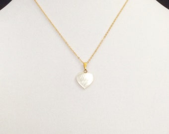 Vintage Mother of Pearl heart necklace, nacre heart charm, love pendant