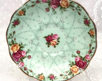 Royal Albert Old Country Roses Peppermint Damask Tea Cup Saucer