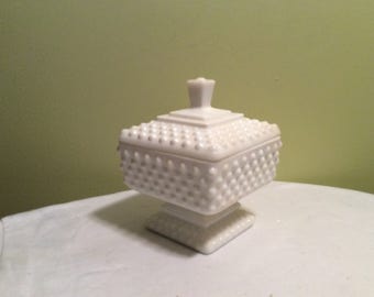 Vintage Fenton Milk Glass Hobnail Wedding Candy Dish With Lid