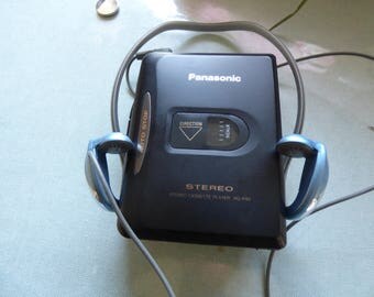great vintage Panasonic rq-p40+aiwa hp-j30+nw belt